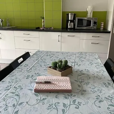 Les Lys De Rosie - Maison Familiale De Plain Pied Campagne * Boisset-lès-Montrond