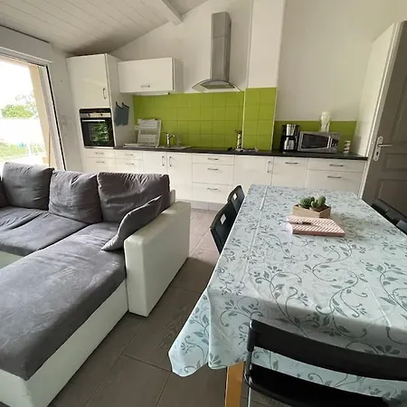 Les Lys De Rosie - Maison Familiale De Plain Pied Campagne * Boisset-les-Montrond